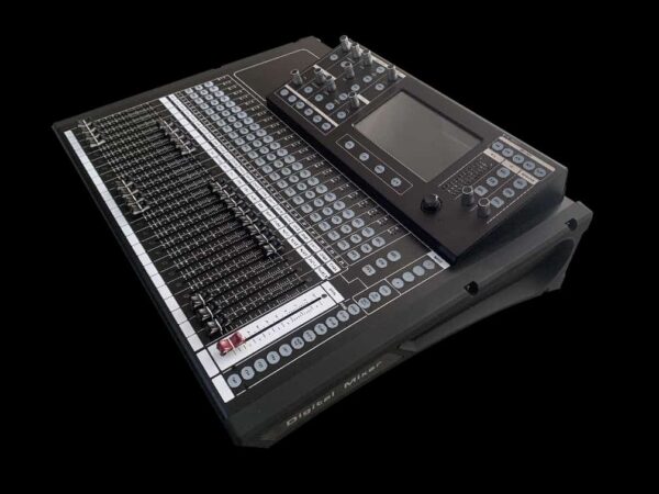 Radiosharke TX-32 Channels Digital  Mixer with case