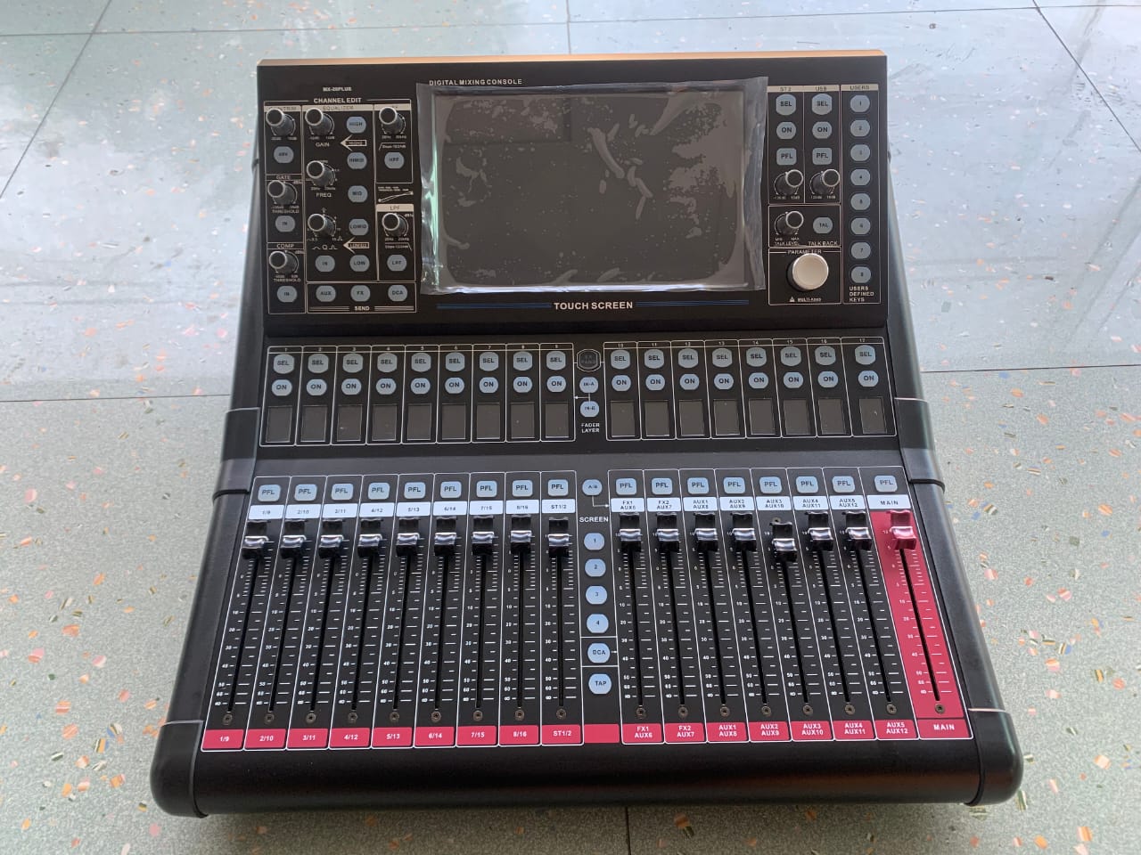 RADIOSKARKE MX-20 CHANNELS DIGITAL MIXER