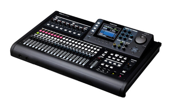 TASCAM 32-track Digital Portastudio DP-32SD - Image 3